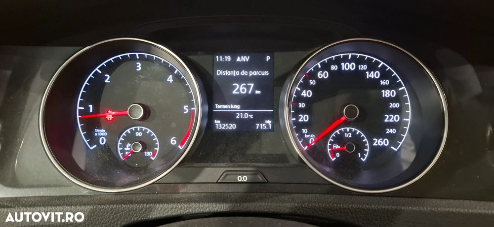 Volkswagen Golf 1.6 TDI DSG Comfortline - 6