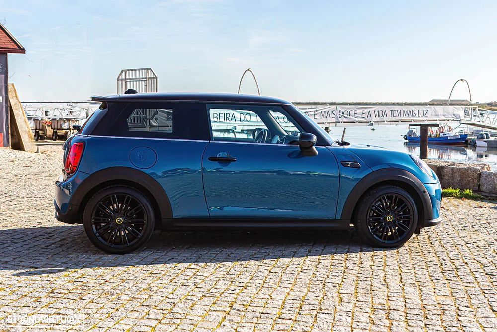 MINI 3 Portas Cooper SE Premium Yours - 2