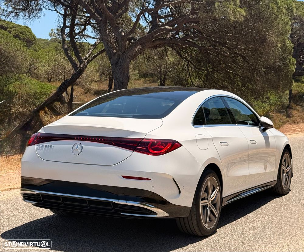 Mercedes-Benz CLA 250+ EQ - 8