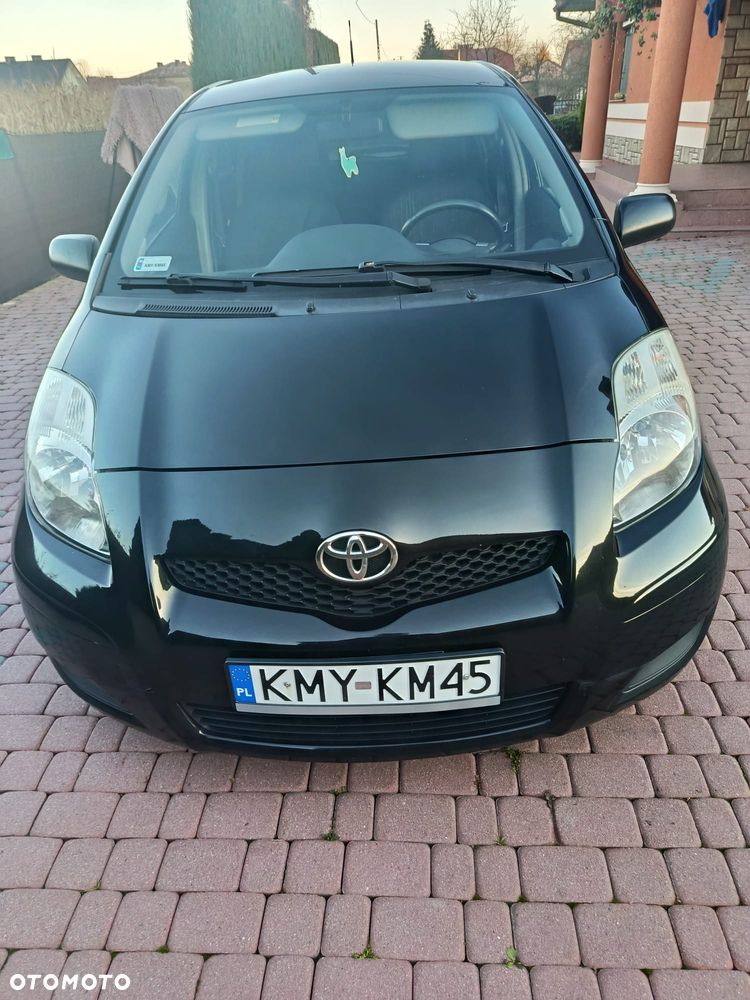 Toyota Yaris 1.33 Luna - 1