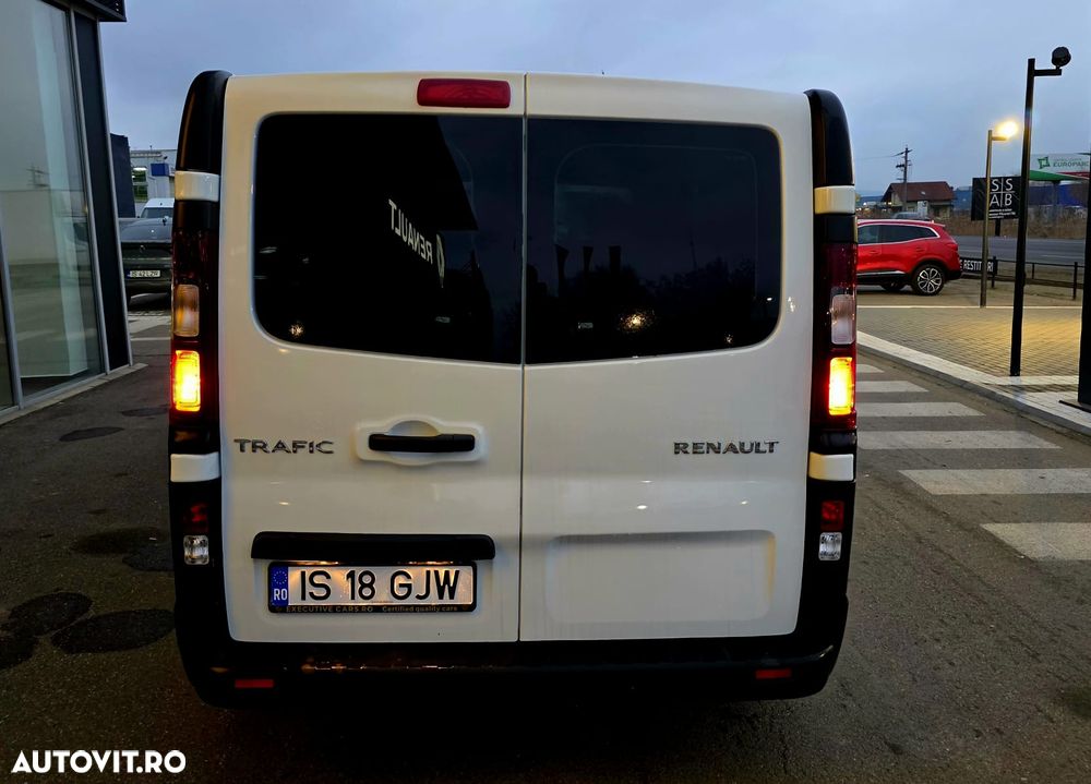 Renault Trafic Combi 2.0 Blue dCi 110 S&S L1 8+1 Zen - 14