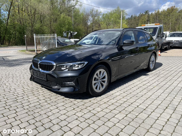 BMW Seria 3 320d Advantage