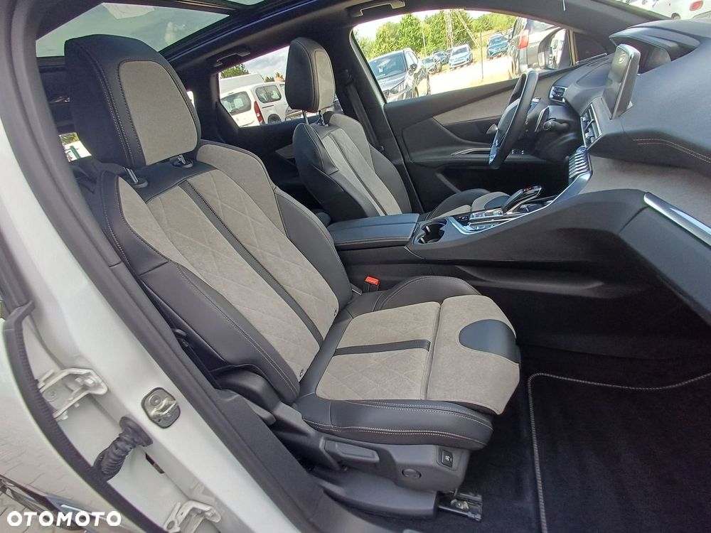 Peugeot 3008 - 16