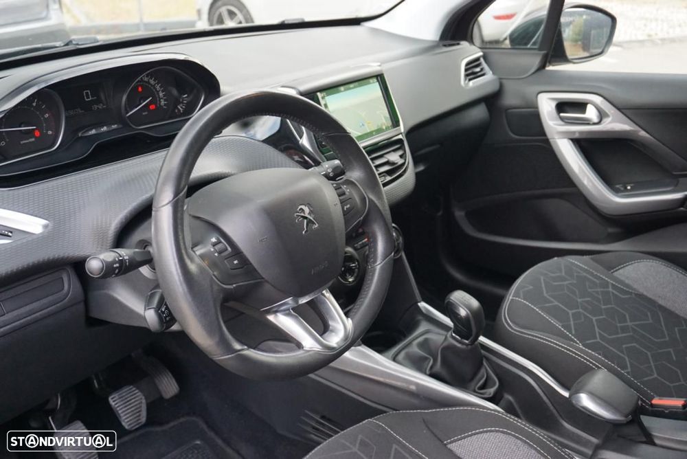 Peugeot 2008 1.6 BlueHDi Allure - 14