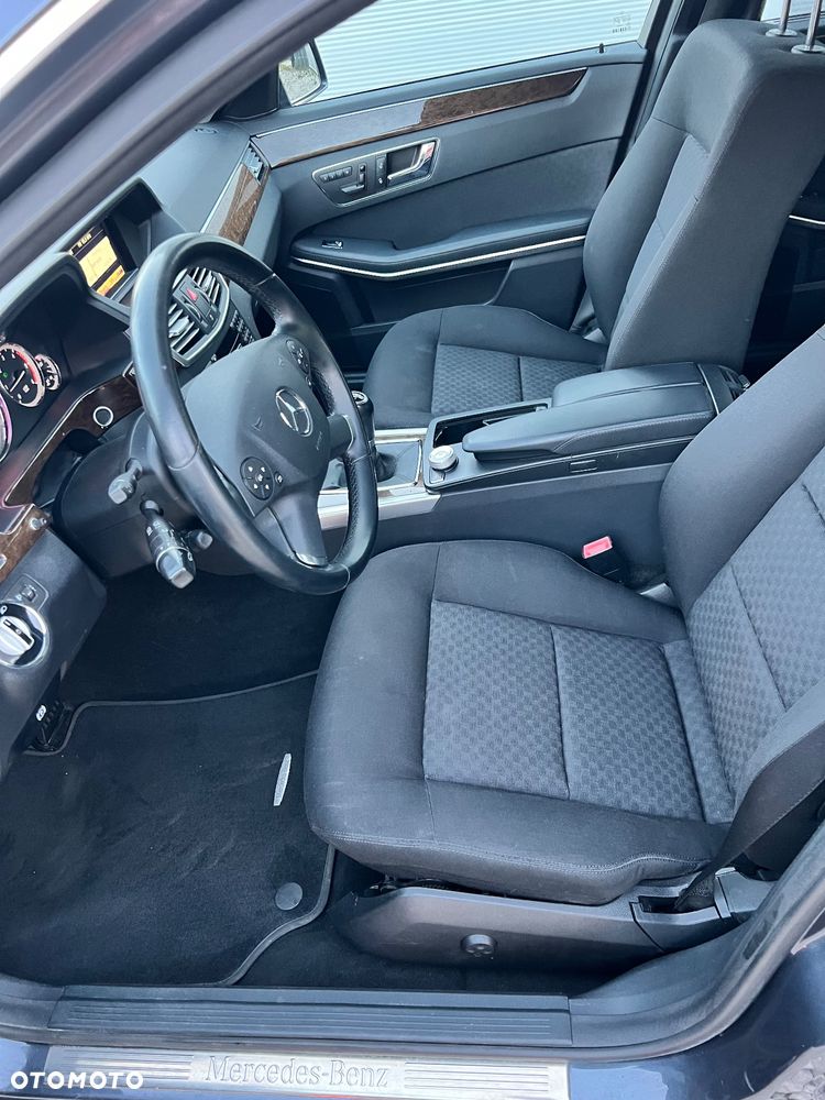 Mercedes-Benz Klasa E 200 BlueTEC Elegance - 9
