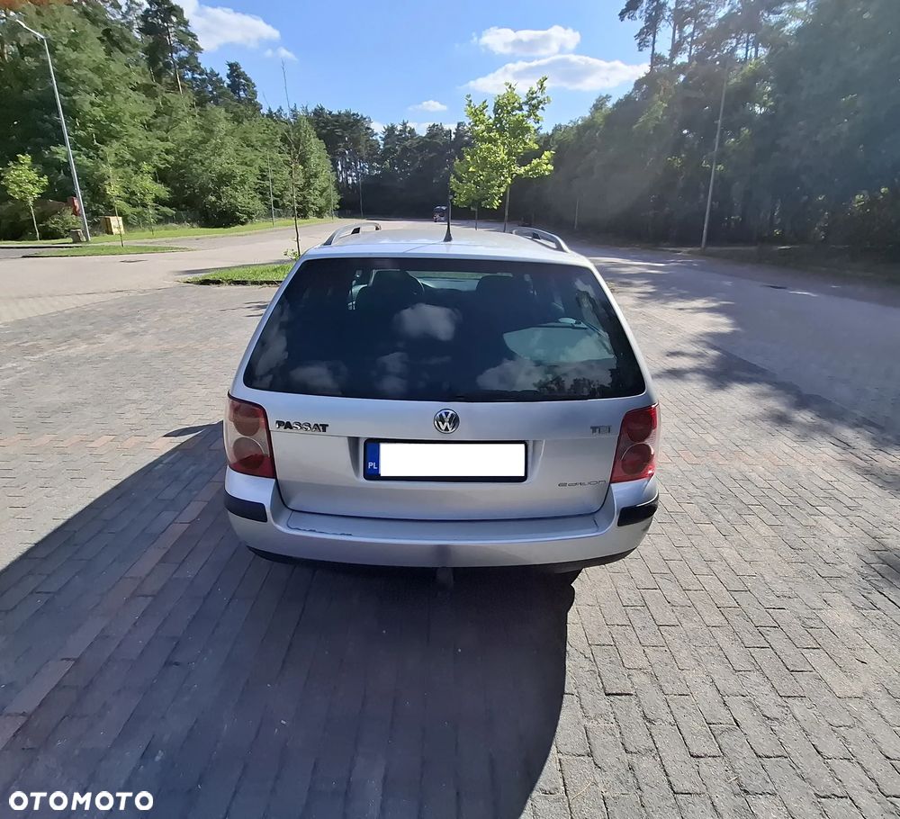 Volkswagen Passat 1.9 TDI Comfortline - 3