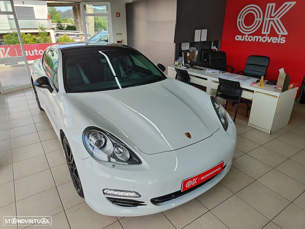 Porsche Panamera Platinum Edition - 3