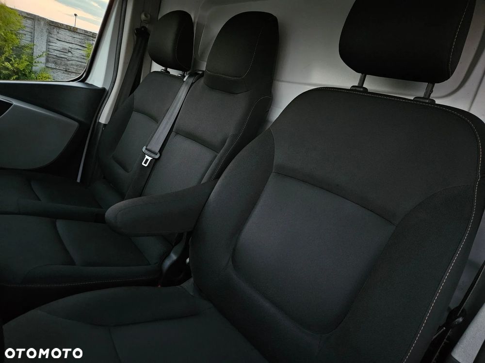 Renault Trafic - 24