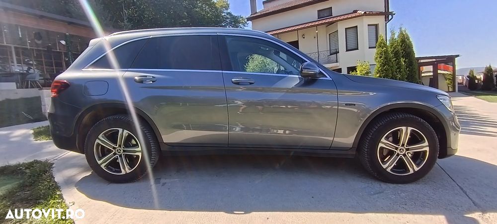 MERCEDES-BENZ GLC 2021 — imagine 3