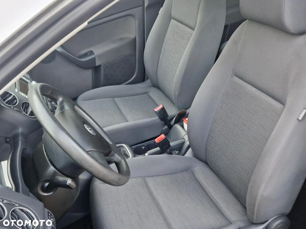 Volkswagen Golf Plus - 21