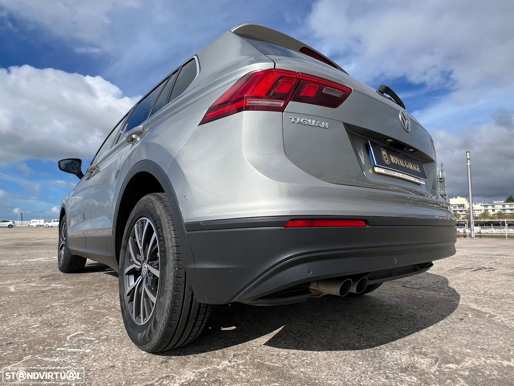 VW Tiguan 1.6 TDI Confortline - 14