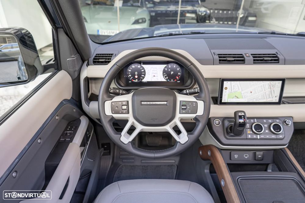 Land Rover Defender 3.0 I6 90 AWD SE - 16