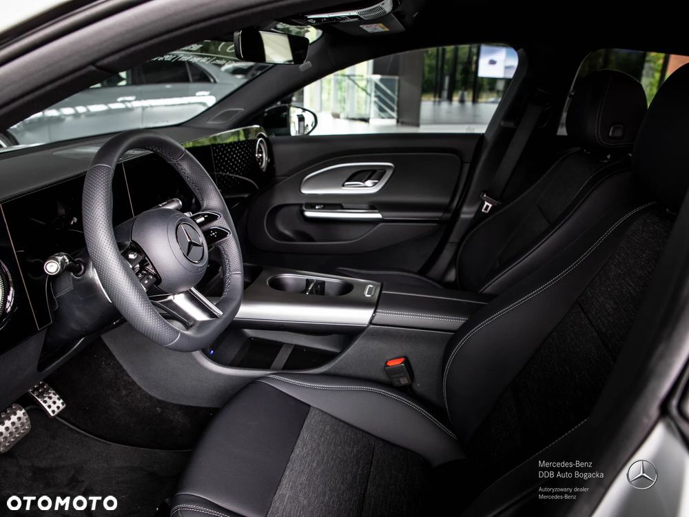 Mercedes-Benz CLA 220 mHEV 4-Matic 8G-DCT - 4