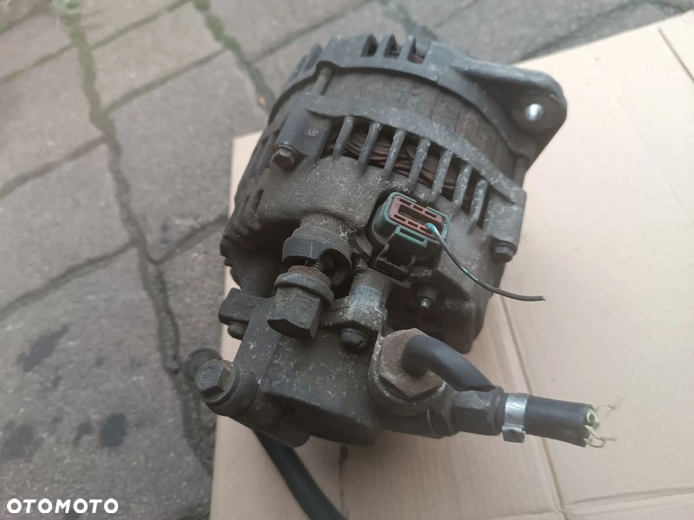 Opel Meriva A 1.7 cdti Alternator z vacu pompą - 6