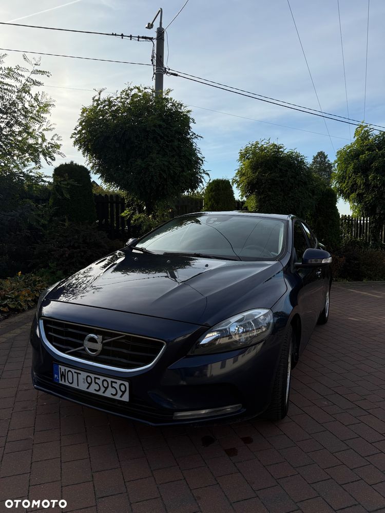 Volvo V40