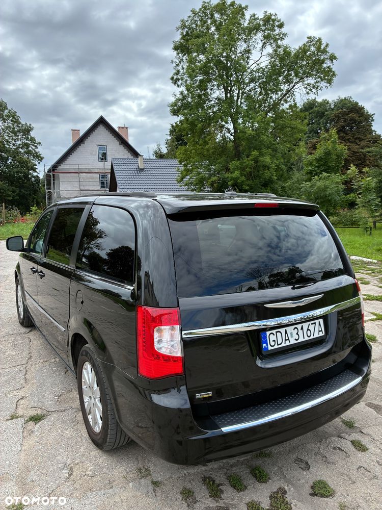 Chrysler Town & Country 3.6 Touring - 13