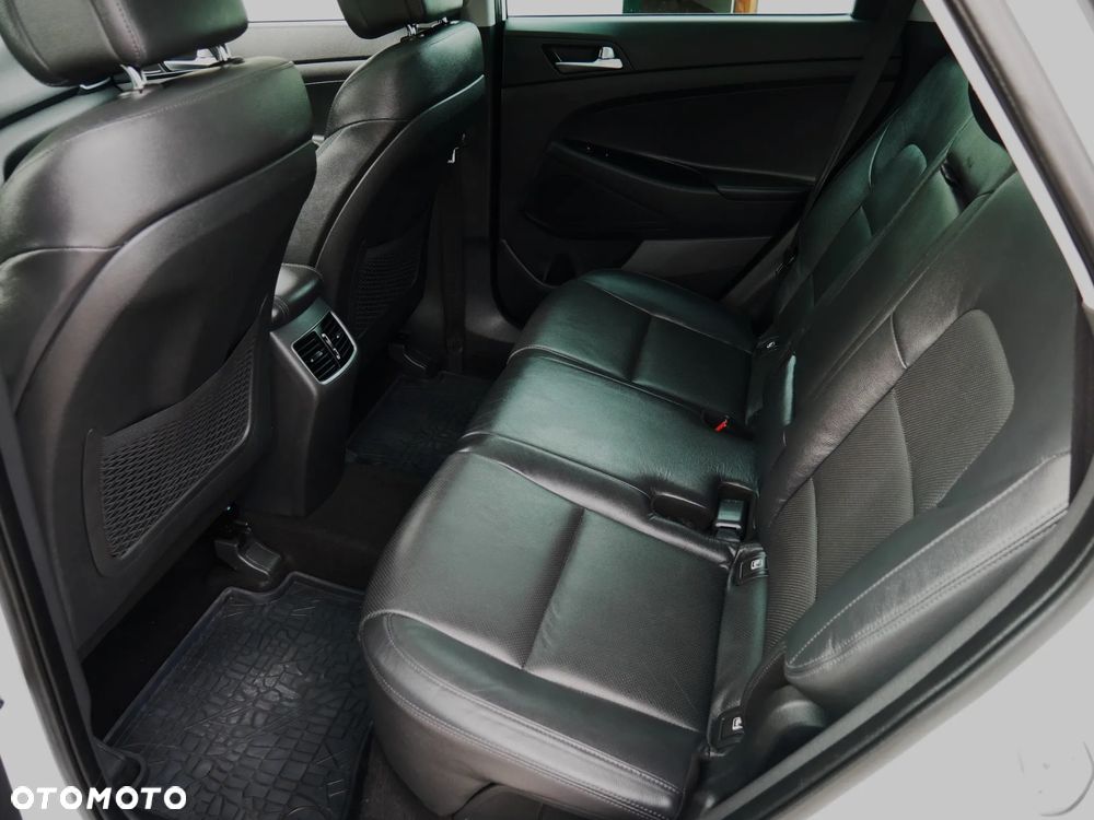 Hyundai Tucson 2.0 CRDI Style 4WD - 26