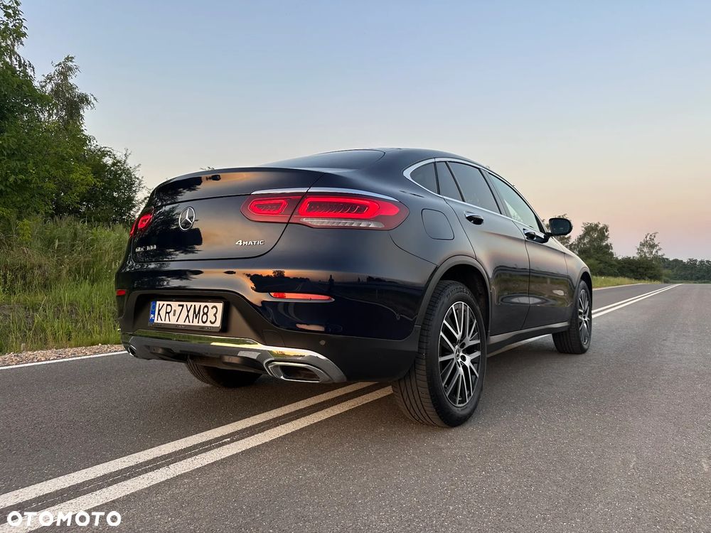 Mercedes-Benz GLC 300 4-Matic - 11
