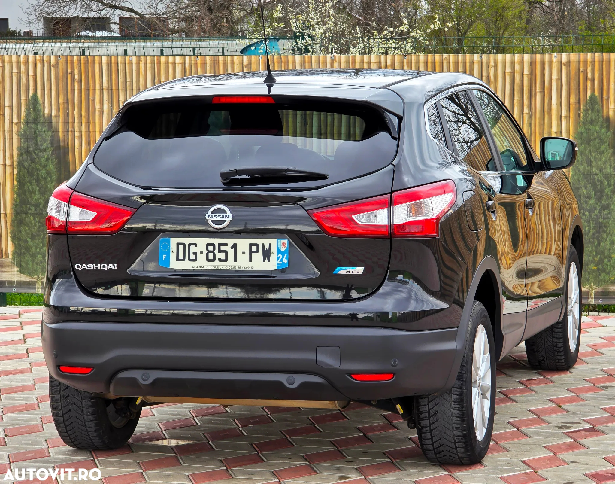 Nissan Qashqai 1.6 DCI TEKNA - 13