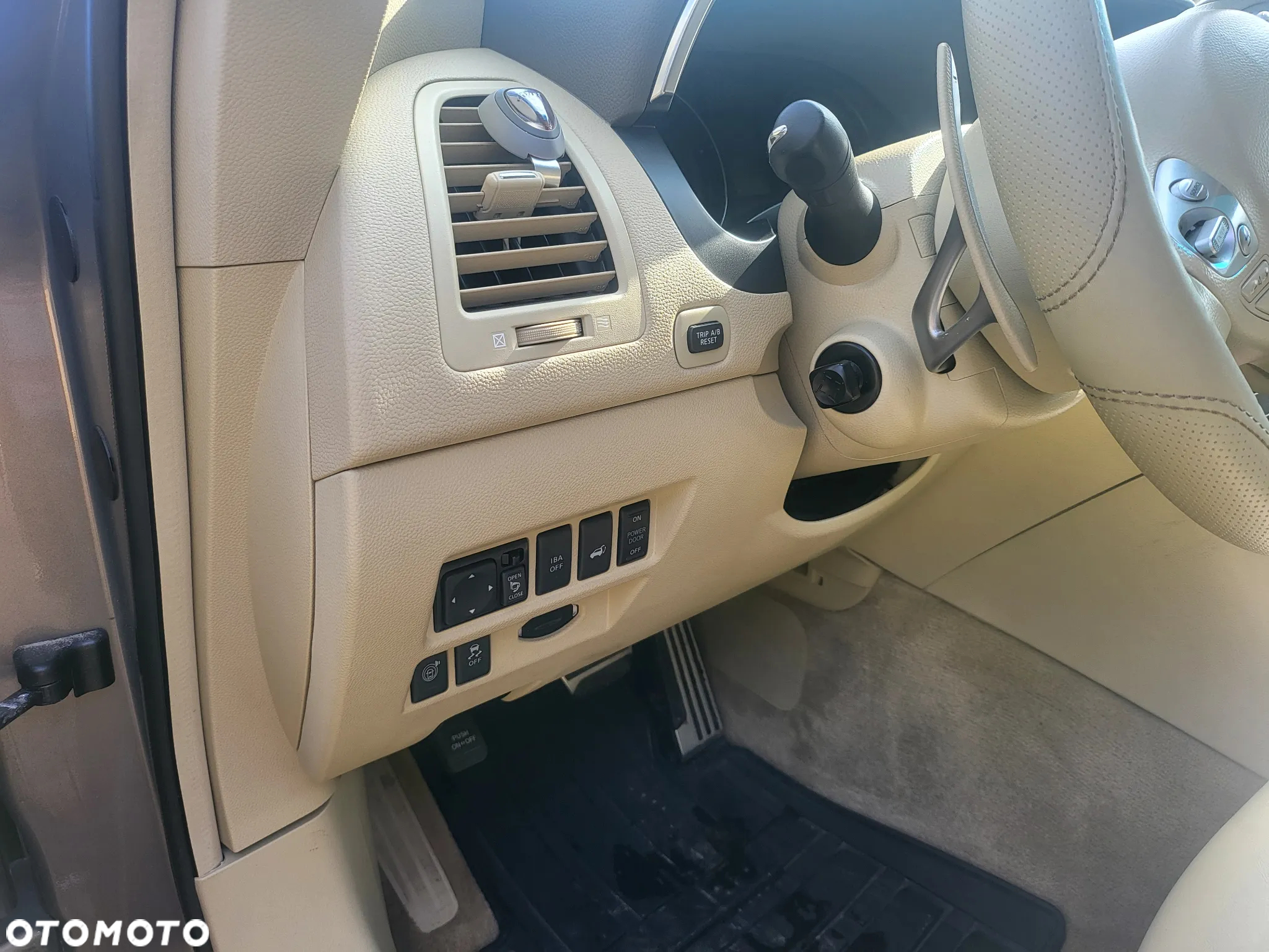 Infiniti QX70 3.0d S Premium - 17