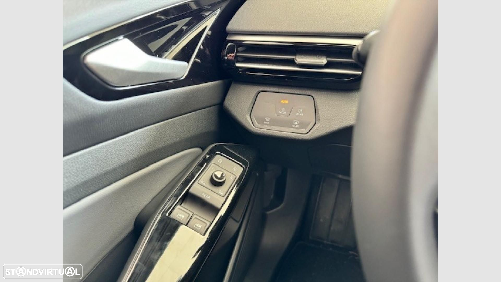 VW ID.4 77 kWh Pro Performance - 12