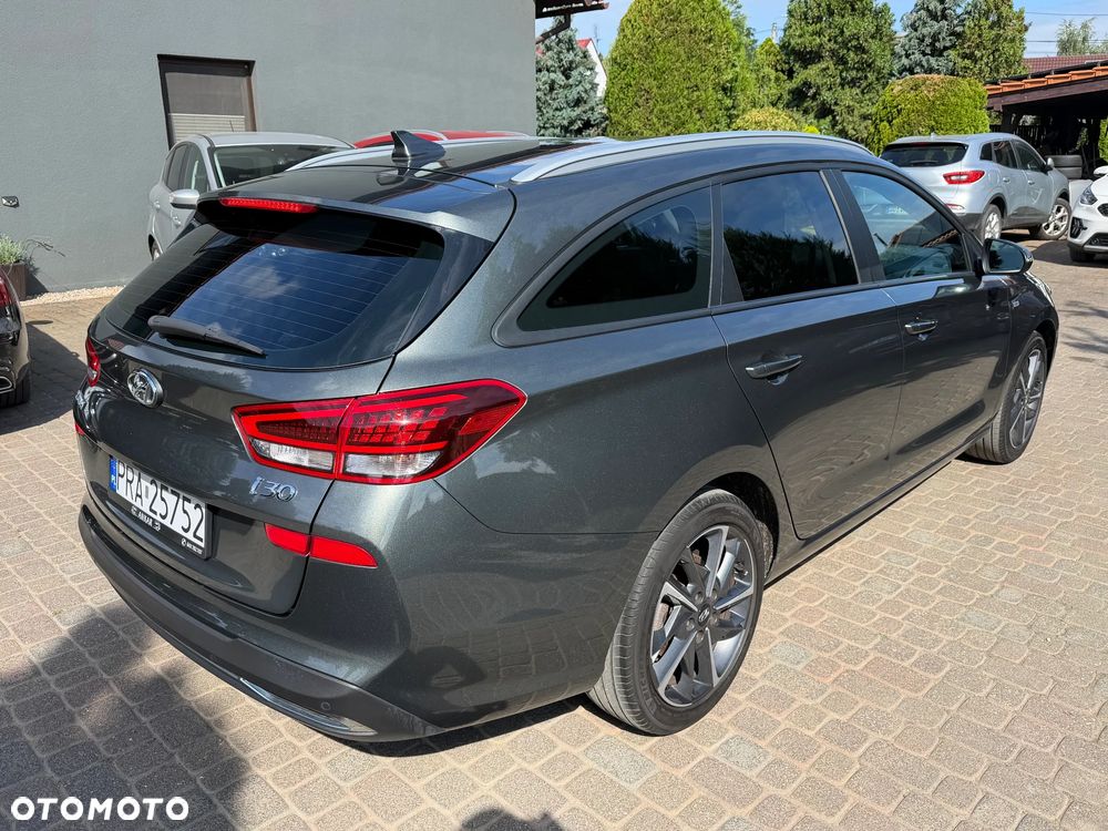 Hyundai i30 1.5 T-GDI 48V-Hybrid Advantage - 15