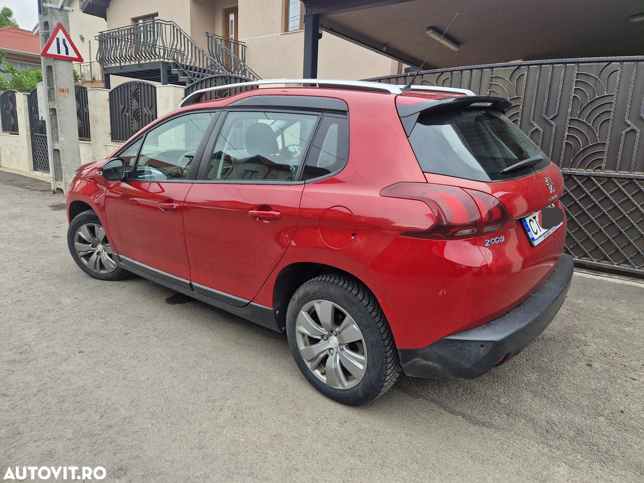 Peugeot 2008 1.2 PureTech Turbo EAT6 S&S Active - 3