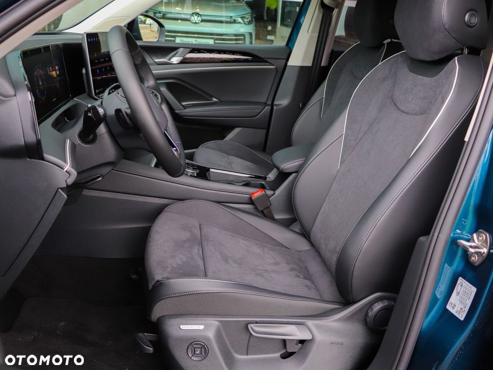 Volkswagen Tiguan - 12