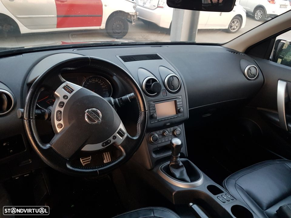 Nissan Qashqai+2 para peças - 4