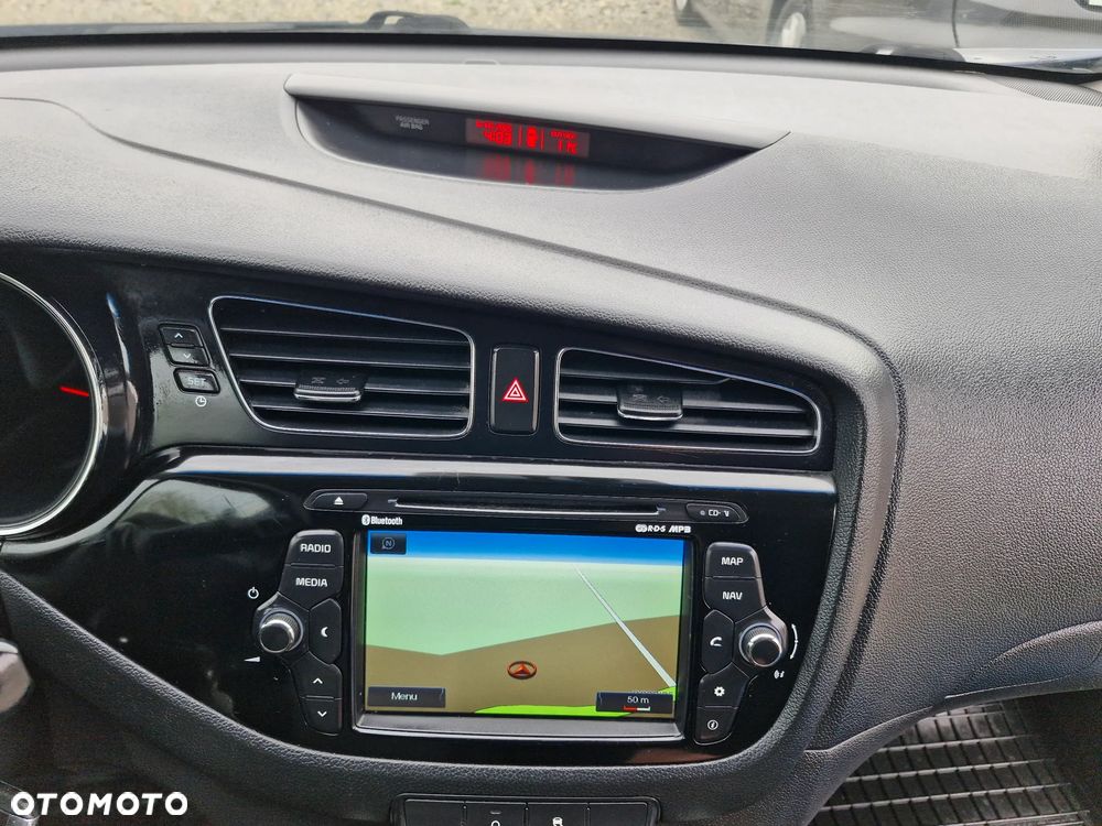 Kia Ceed - 24