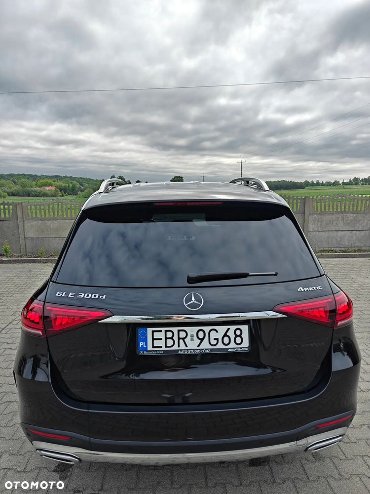 Mercedes-Benz GLE 300 d 4-Matic - 11