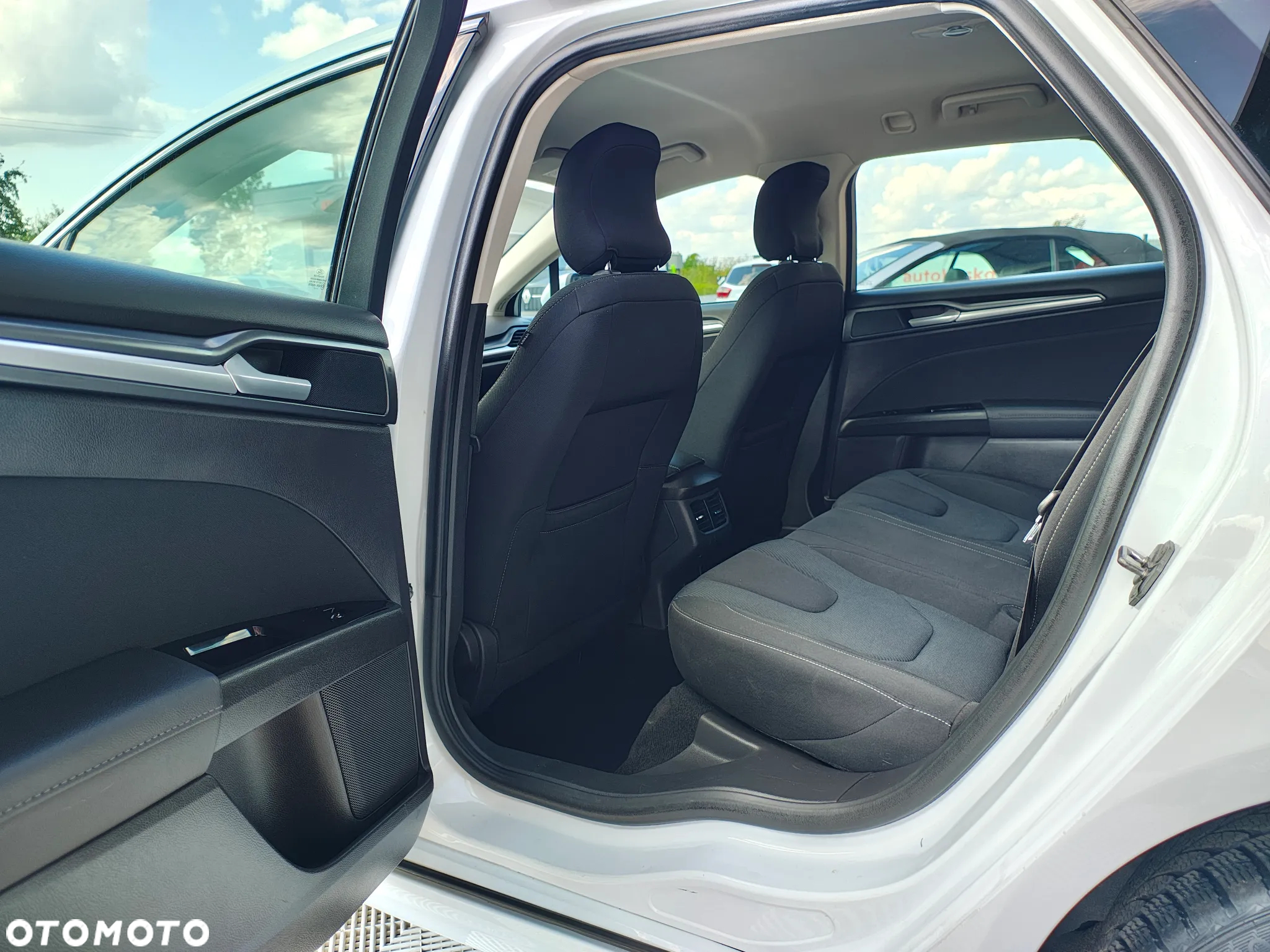 Ford Mondeo 1.5 TDCi Ambiente - 15