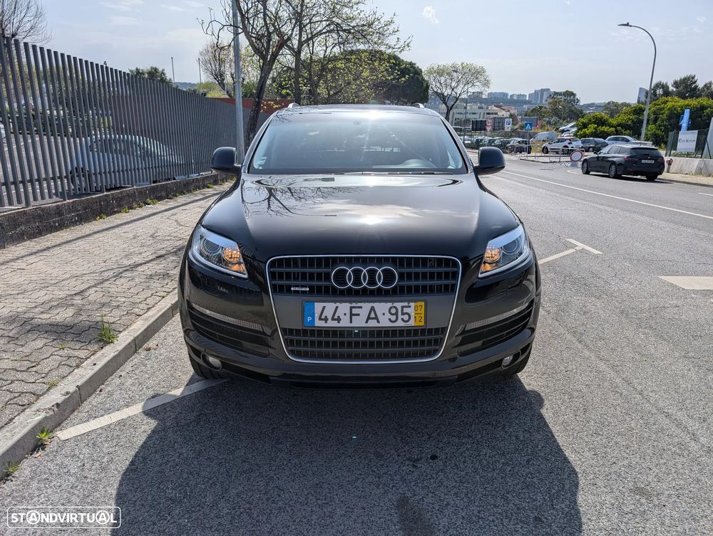 Audi Q7 3.0 TDI Sport Tiptronic - 1