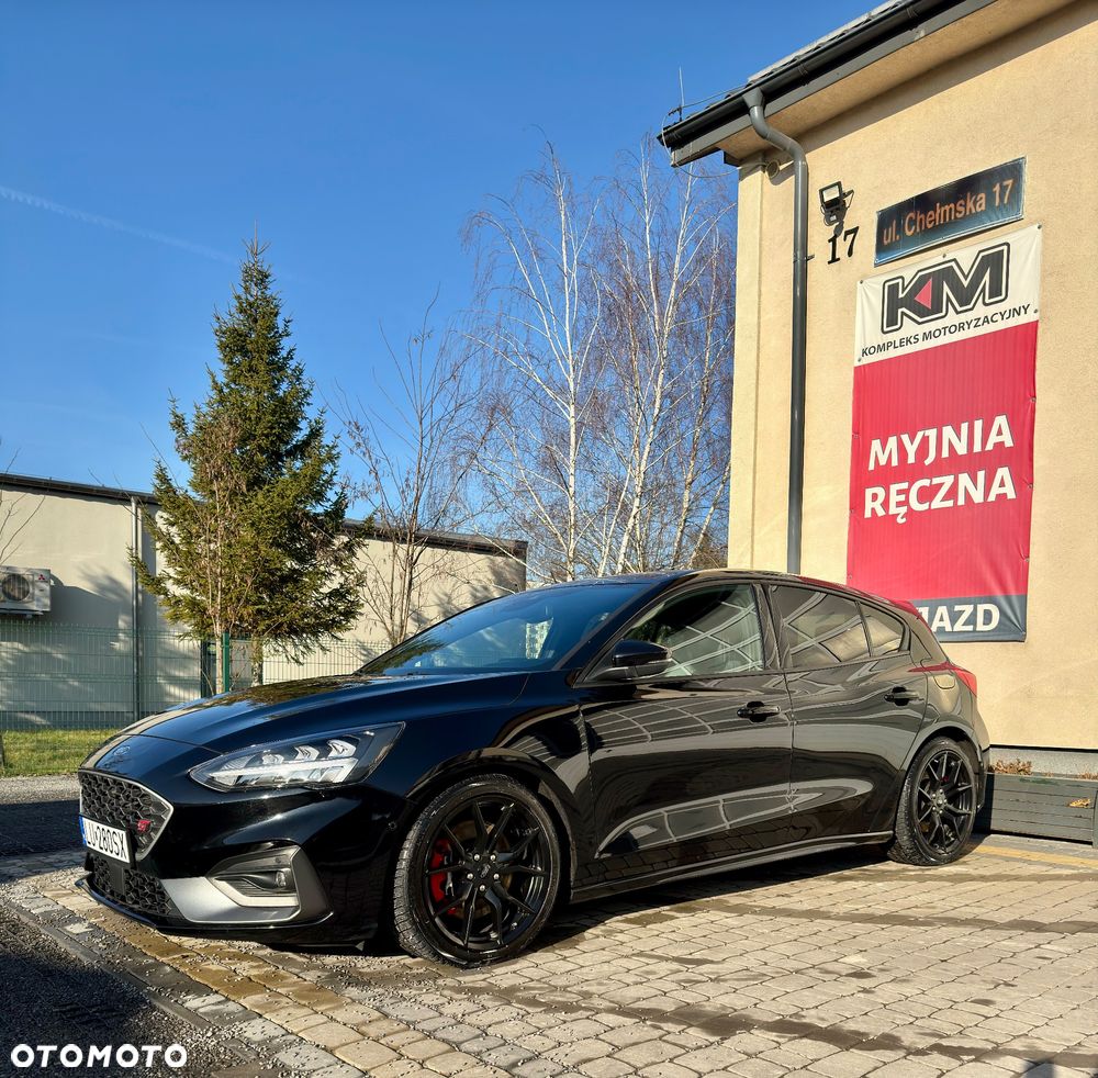 Ford Focus - 40