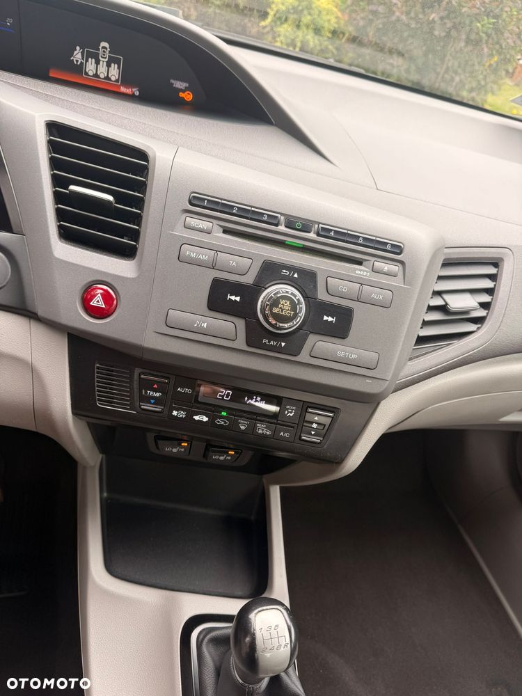 Honda Civic 1.8 Comfort - 16