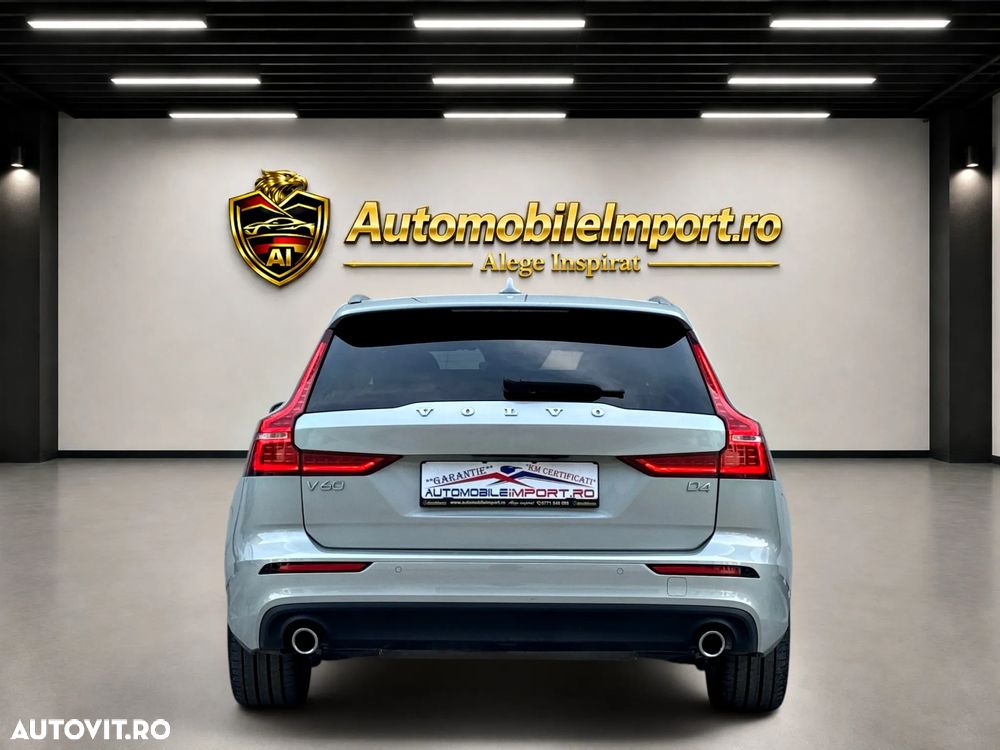 Volvo V60 D4 Momentum Pro - 22