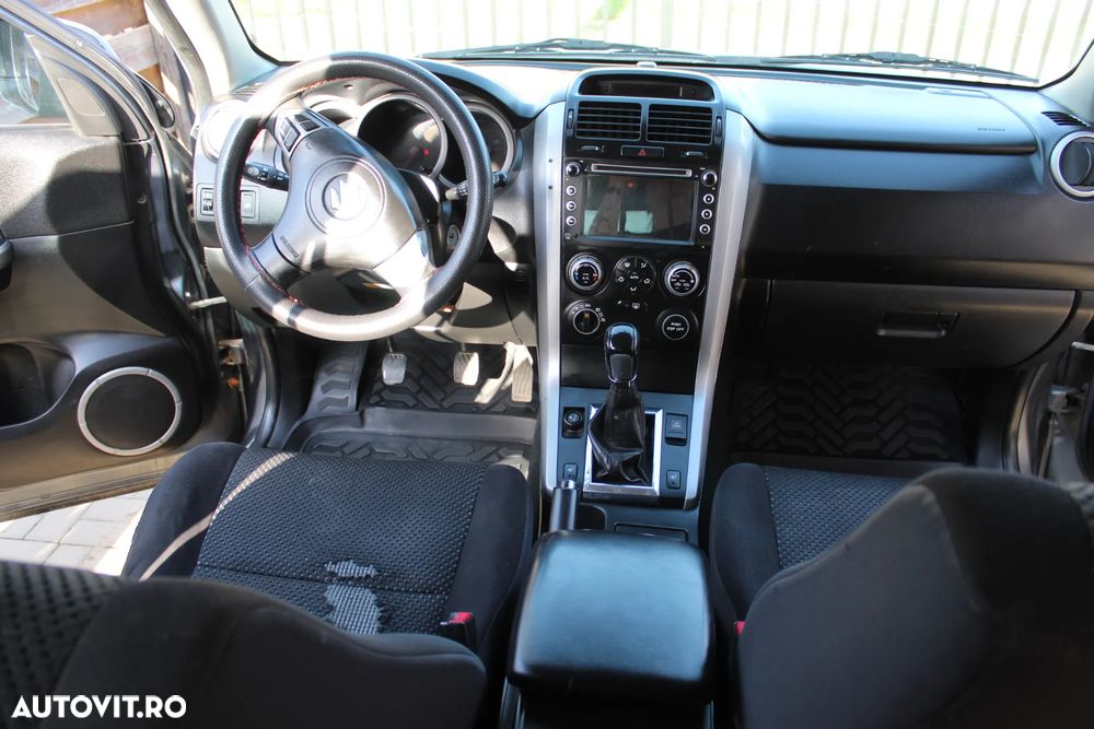 Suzuki Vitara - 14