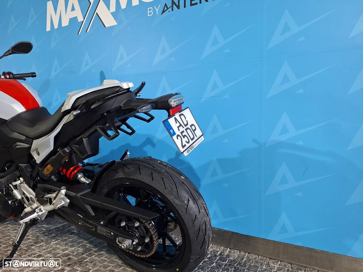 BMW F 900 R - 7