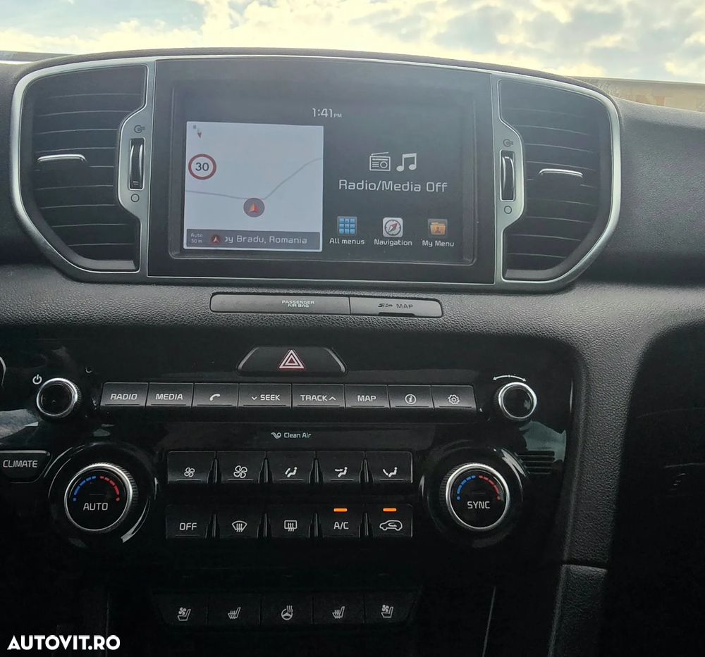 Kia Sportage 2,0 CRDI AWD Aut. Platinum - 32