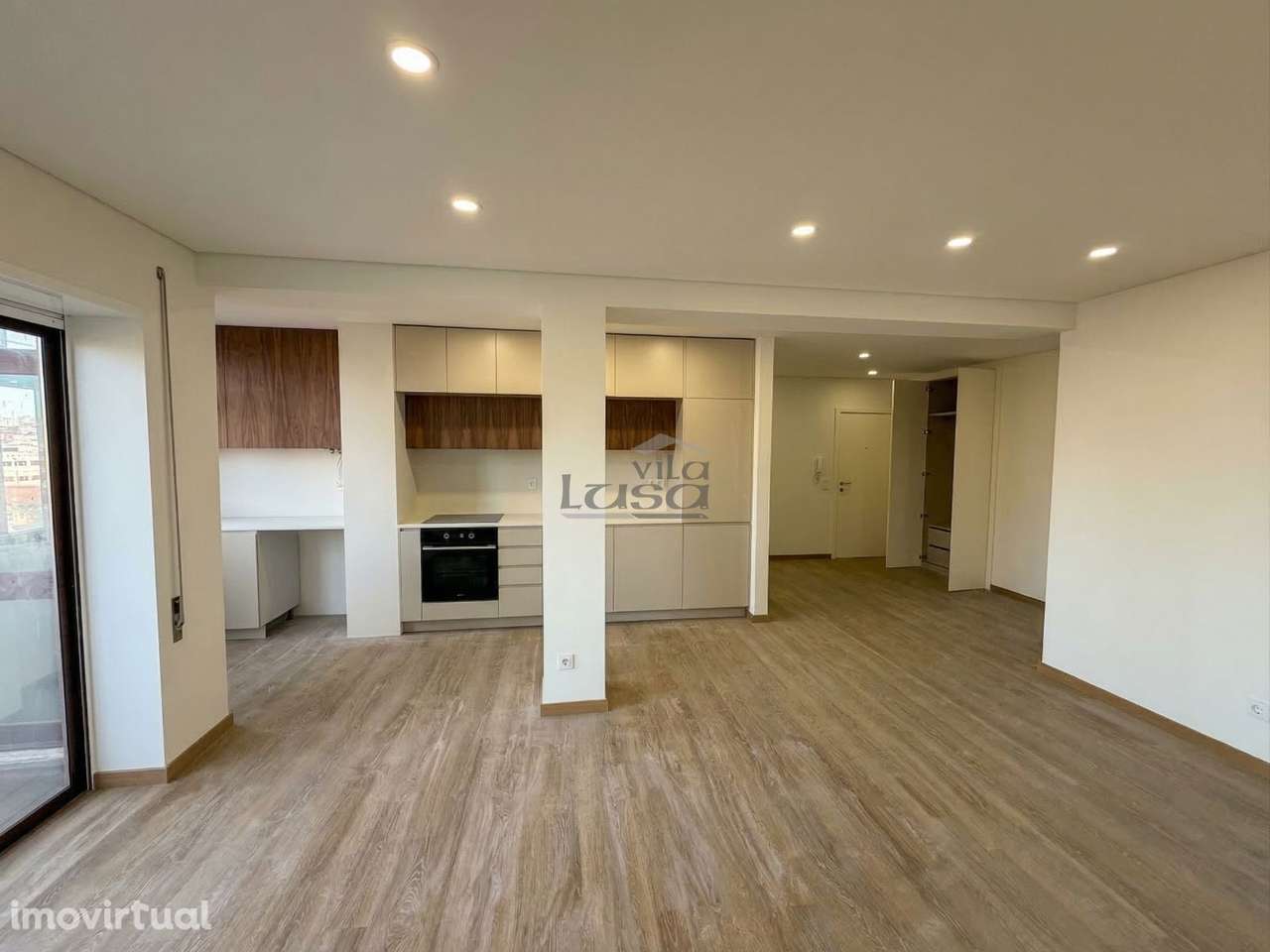 Apartamento T2+1 Renovado junto ao Arrábida Shopping | Vila Nova de... - Grande imagem: 5/16