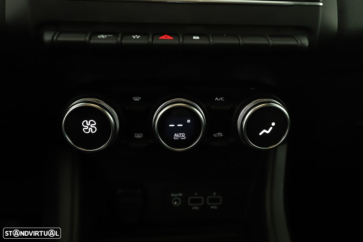 Renault Captur 1.0 TCe Techno Bi-Fuel - 13