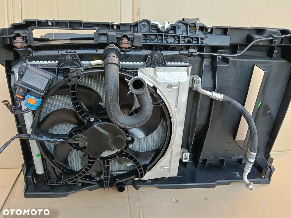 PAS PRZEDNI KOMPLET CHŁODNIC OPEL CORSA F 1.2 2019-9823719380 - 2