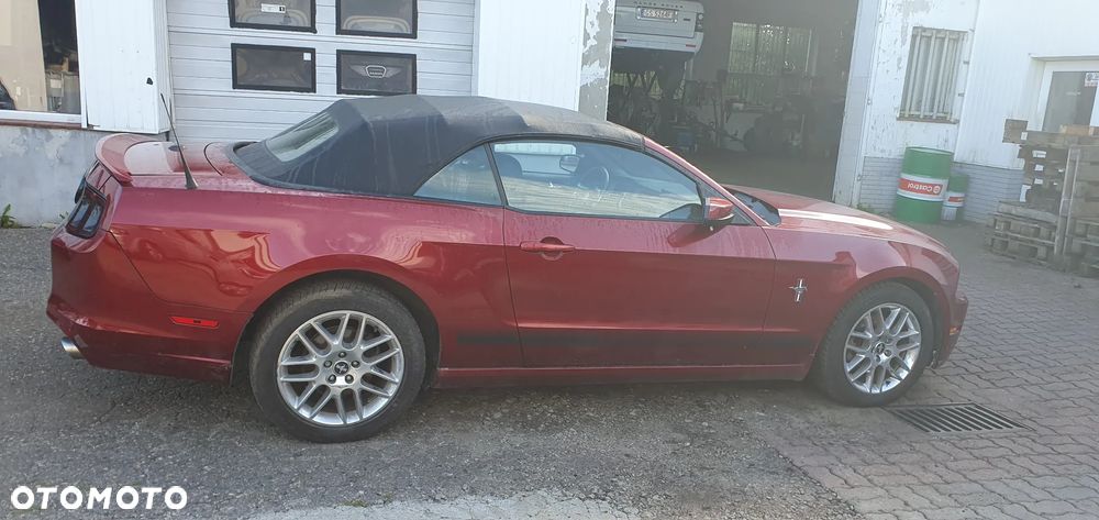 Ford Mustang 3.7 V6 Premium - 22