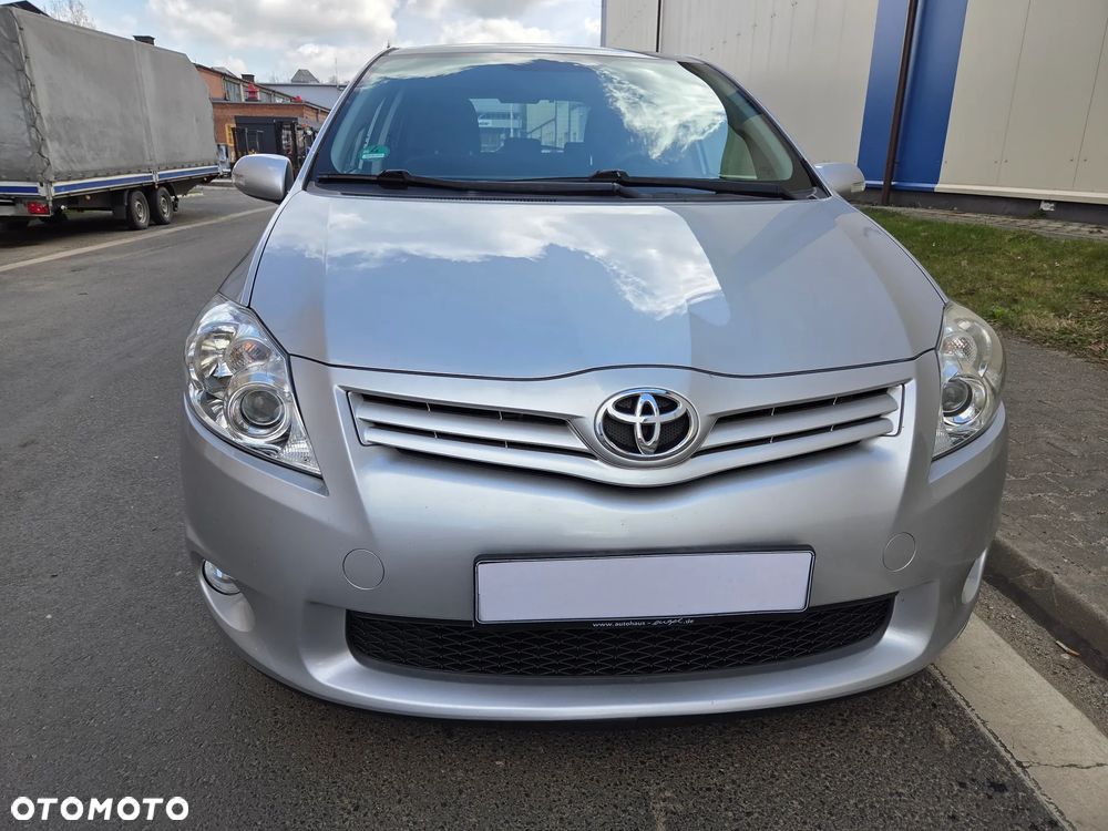 Toyota Auris 1.6 Sol - 13