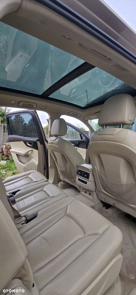 Audi Q7 - 16