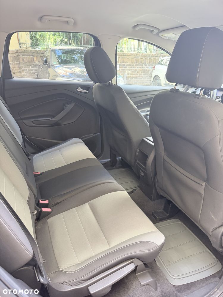 Ford Escape - 19