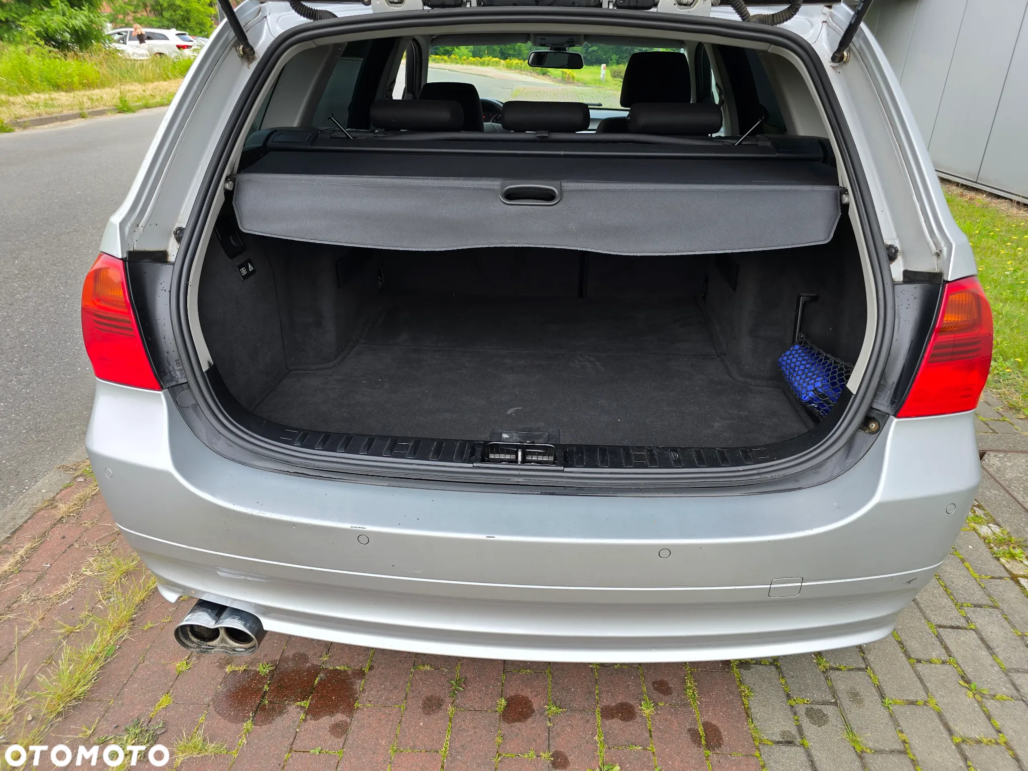 BMW Seria 3 320i Touring - 18