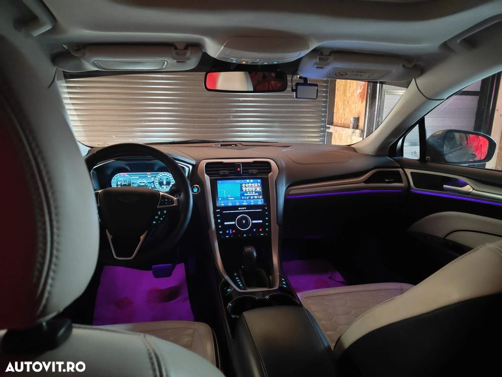 Ford Mondeo 2.0 TDCi Bi-Turbo PowerShift-Aut. Vignale - 3