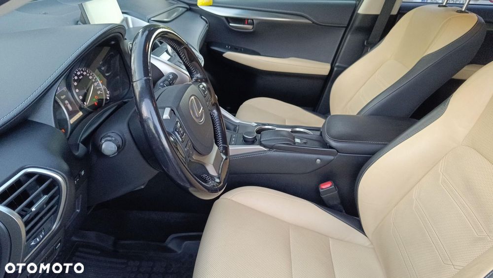 Lexus NX 300h Comfort AWD - 14