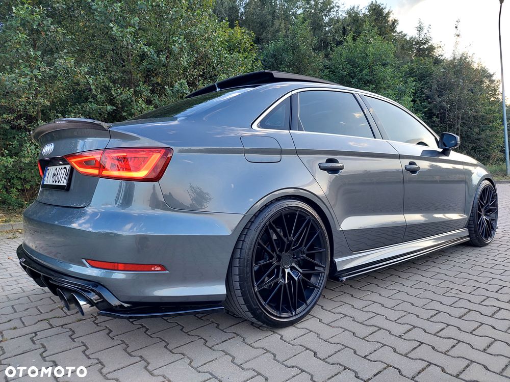 Audi S3 S tronic - 1